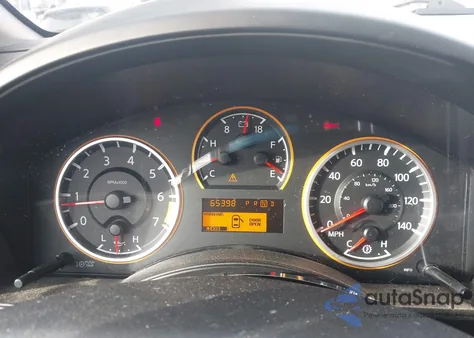 2015 Nissan Titan Sv z USA, uszkodzony, nr VIN 1N6BA0ED9FN511409